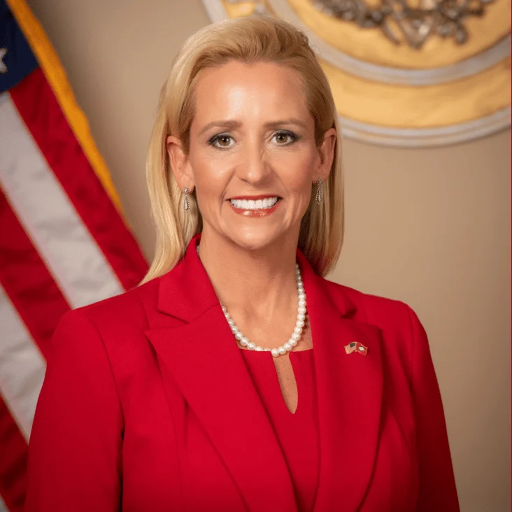 Leslie Rutledge